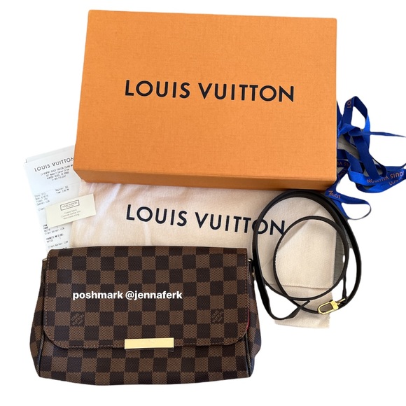 Louis Vuitton Handbags - NWT 💯 LOUIS VUITTON Favorite MM Damier Ebene Crossbody Bag Full Set NEW
